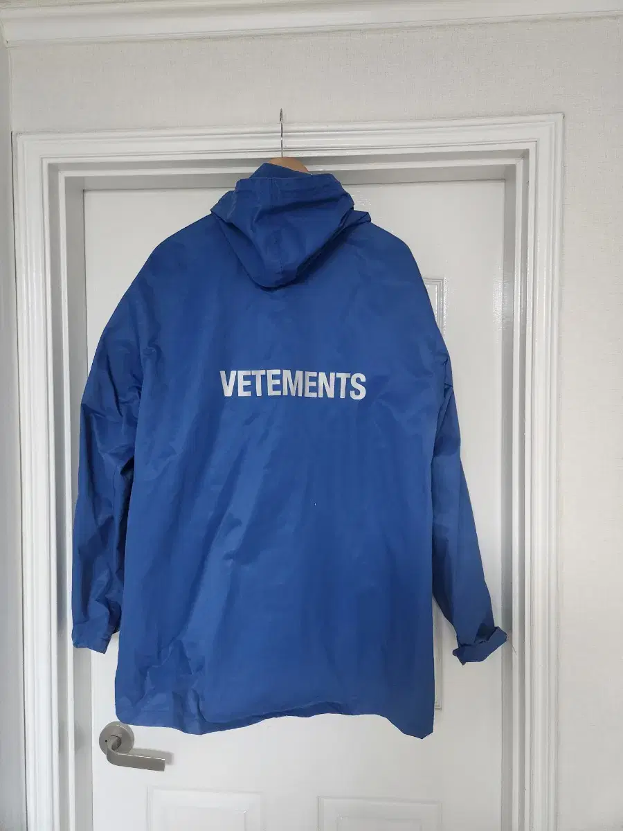 Vetements Raincoat