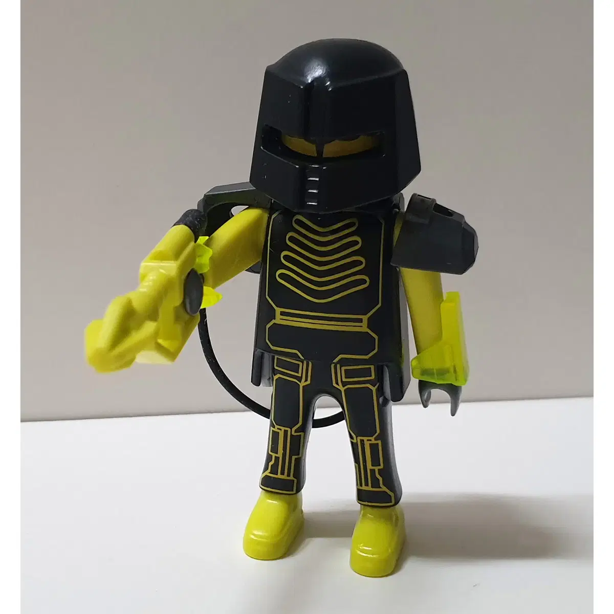 Playmobil Momo Miffy Series 5 Alien Spaceman Unsealed