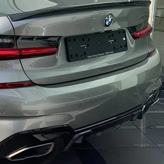 g20 bmw  m340i m퍼포먼스 리어 디퓨저 정품 판매합니다