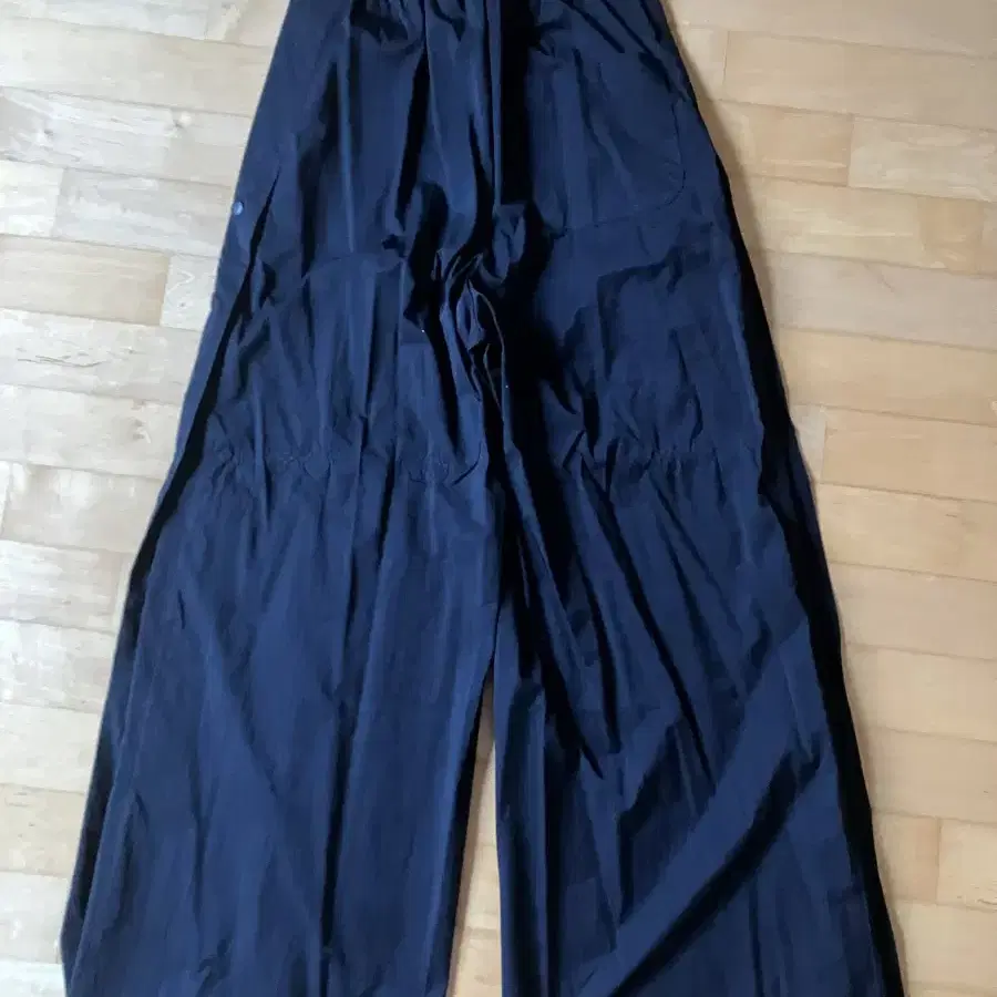 선데이오프클럽 Side snap button wide pants