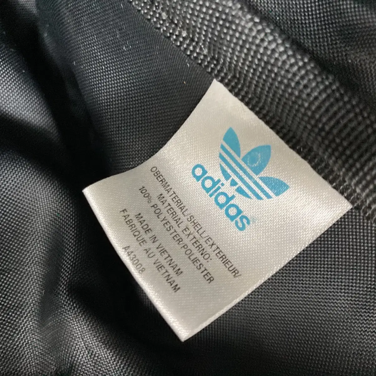 ADIDAS 아디다스 Y2K 올드스쿨 빅로고 금장 크로스백 가방