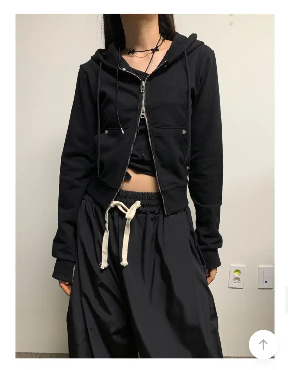 페인티드우드 후드집업 Awl hoodie black (가격 인하)