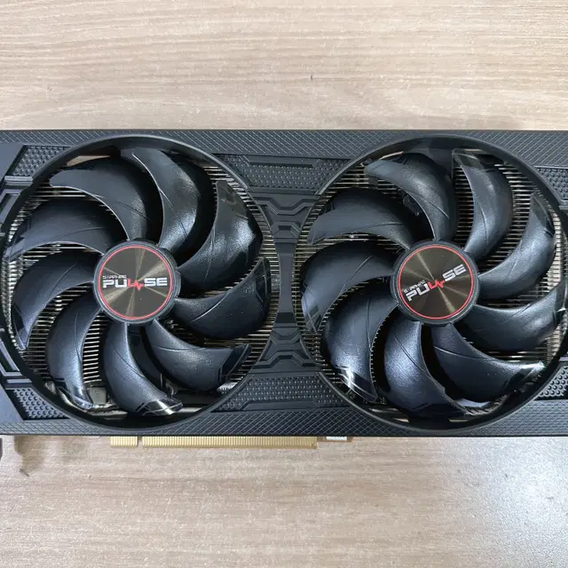 사파이어 RX 5500 XT PULSE OC D6 4GB Dual-X