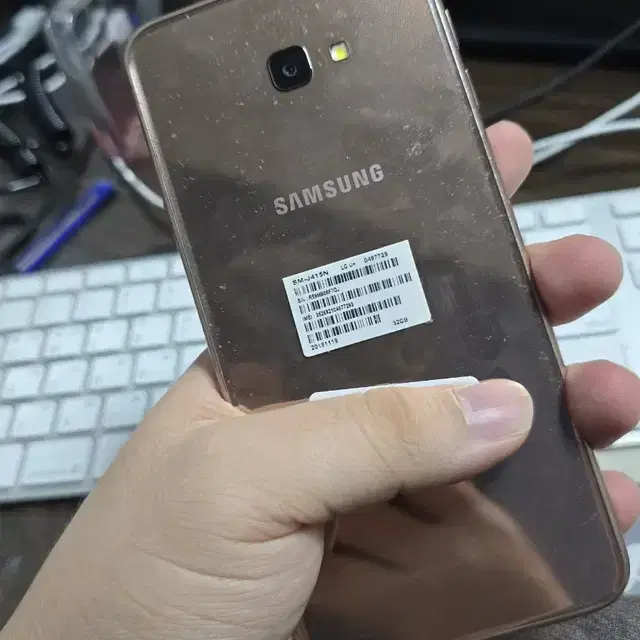 갤럭시j4 32gb 자급제 판매