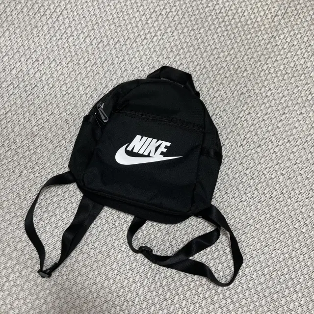 NIKE 나이키 미니 가방