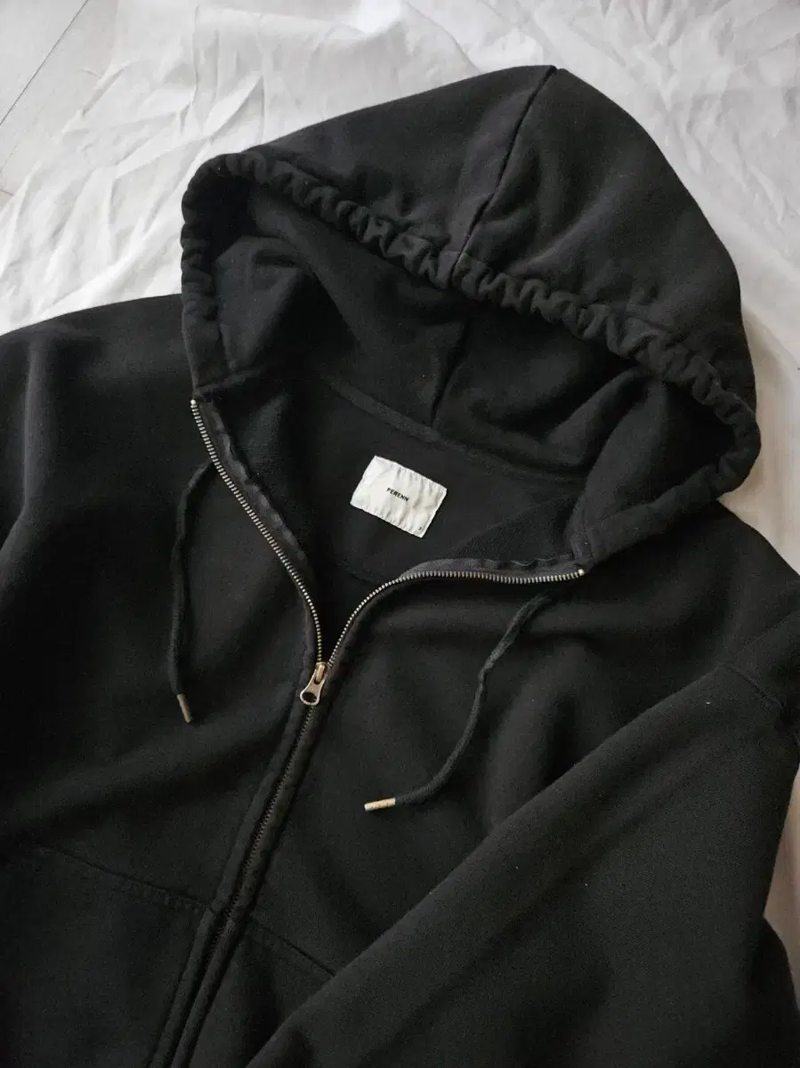 퍼렌 washed hood zip-up_vintage black