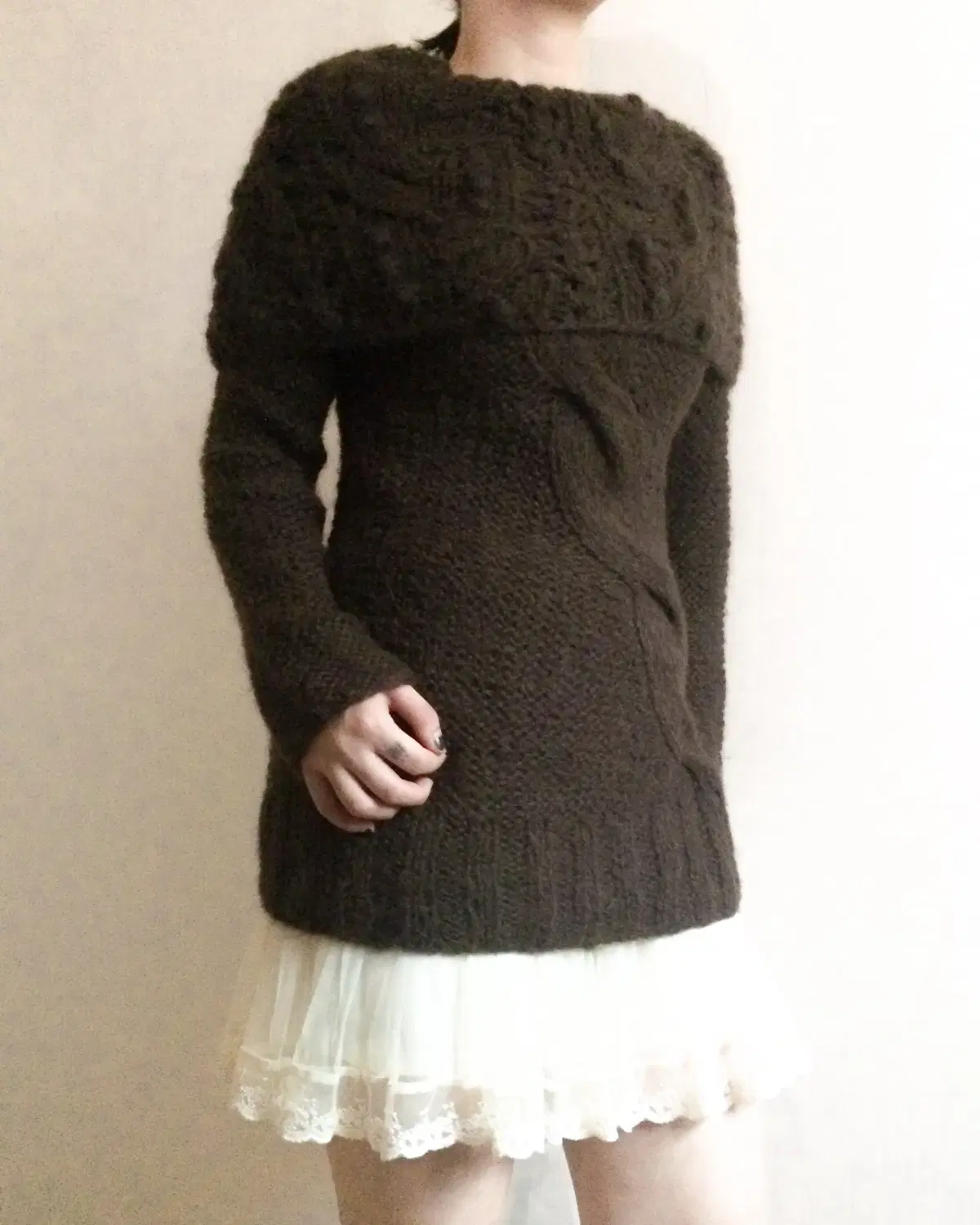 Layered neck point knit