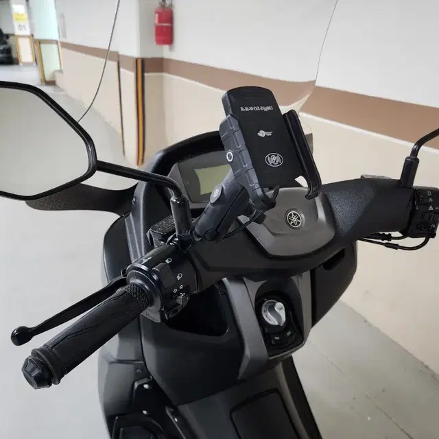 23년 2100km 신차급 NMAX125