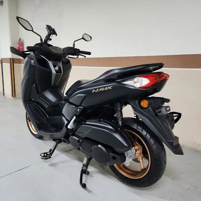 23년 2100km 신차급 NMAX125