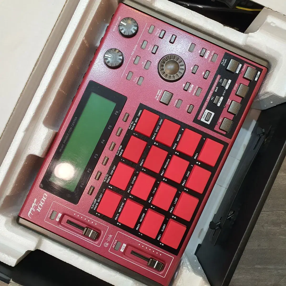 AKAI MPC 1000 커스텀