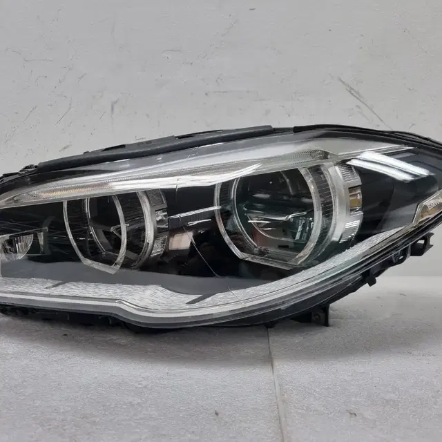 BMW F10 어댑티브 LED 후기형 라이트 전조등 헤드램프 운전석