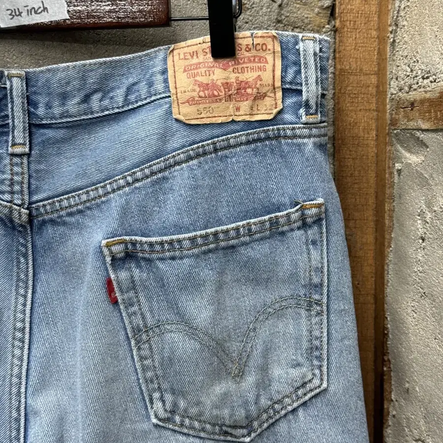 LEVIS 550 LOOSE TAPERED