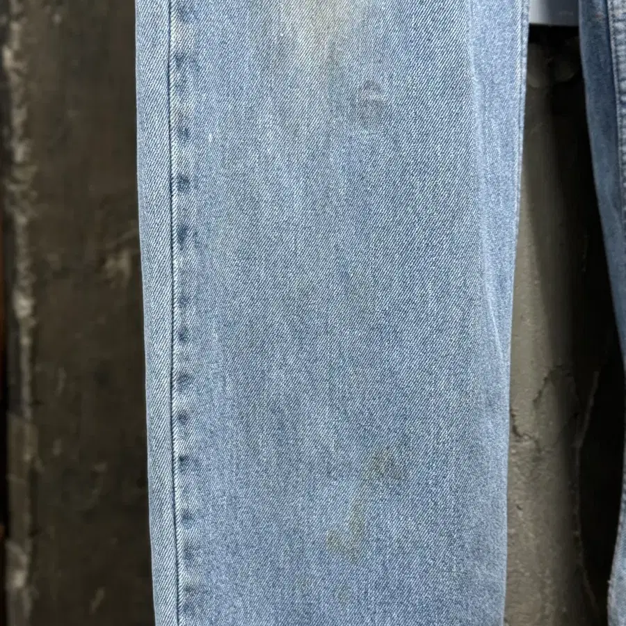 LEVIS 550 LOOSE TAPERED