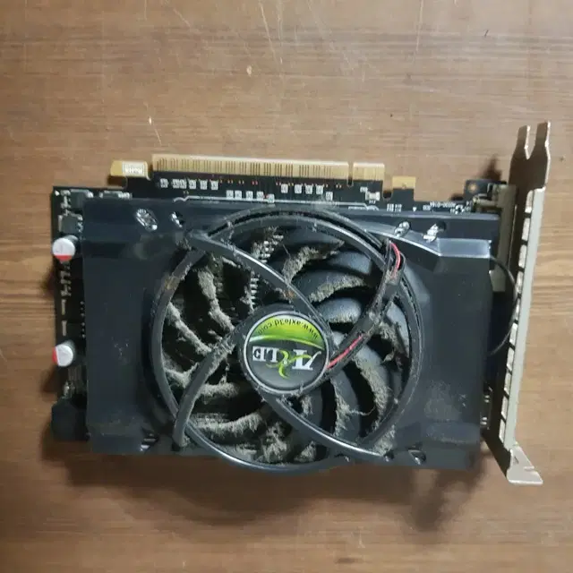 그래픽카드 gtx 550