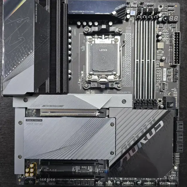 기가바이트 x670e 어로스 마스터 메인보드 판매합니다