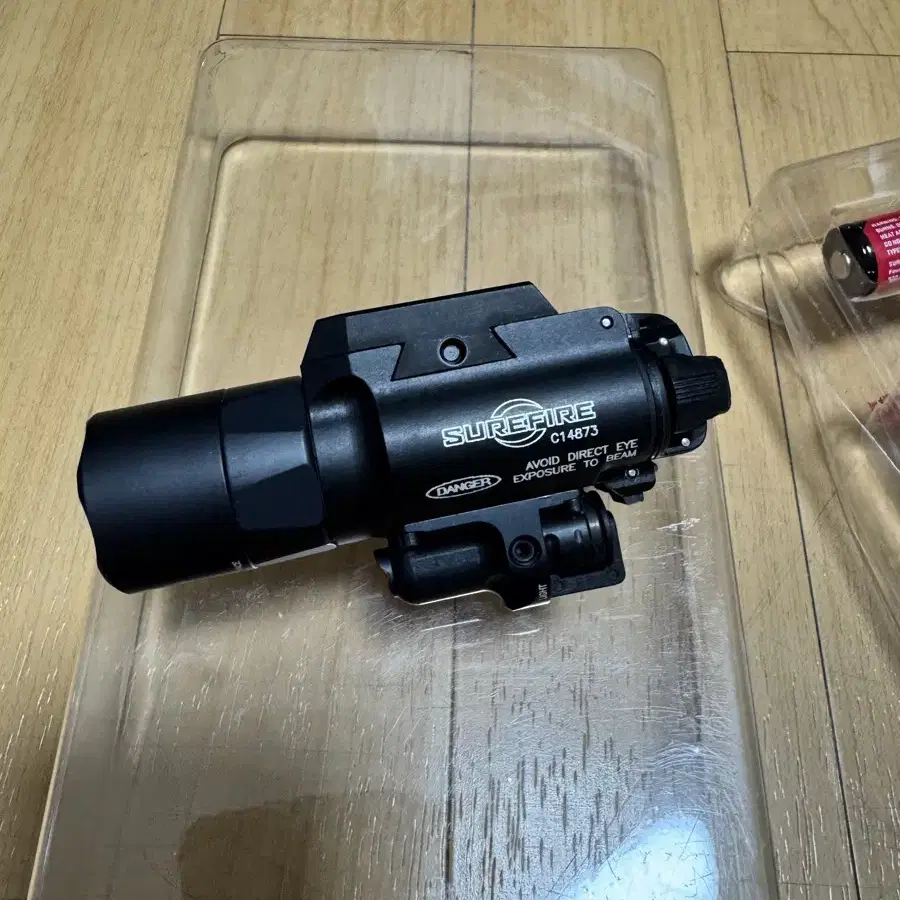 슈어파이어 X400U Red Surefire X400U-A-RD 팝니다