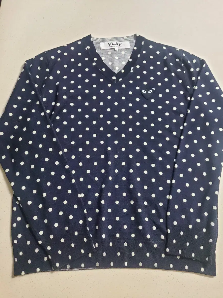 [L]Comme des Garçons Song Dot V-neck knit