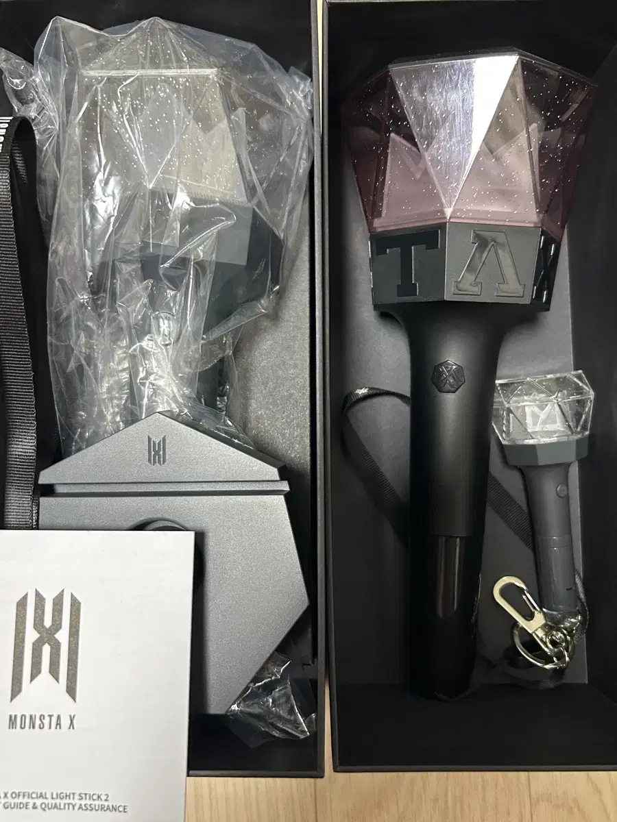 Monsta x lightstick ver.1 , ver.2 wts