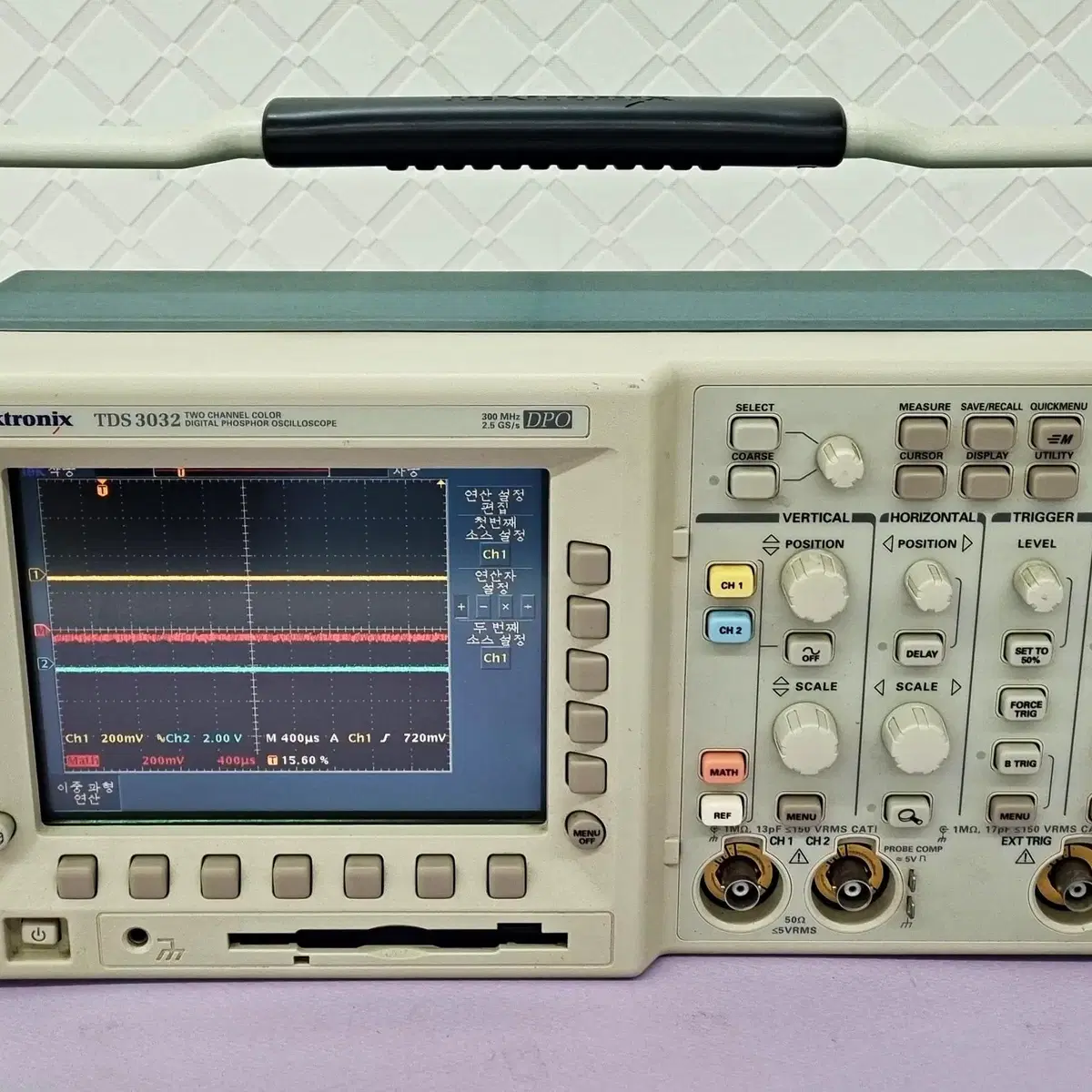 Tektronix TDS3032 Two Channel 오실로스코프