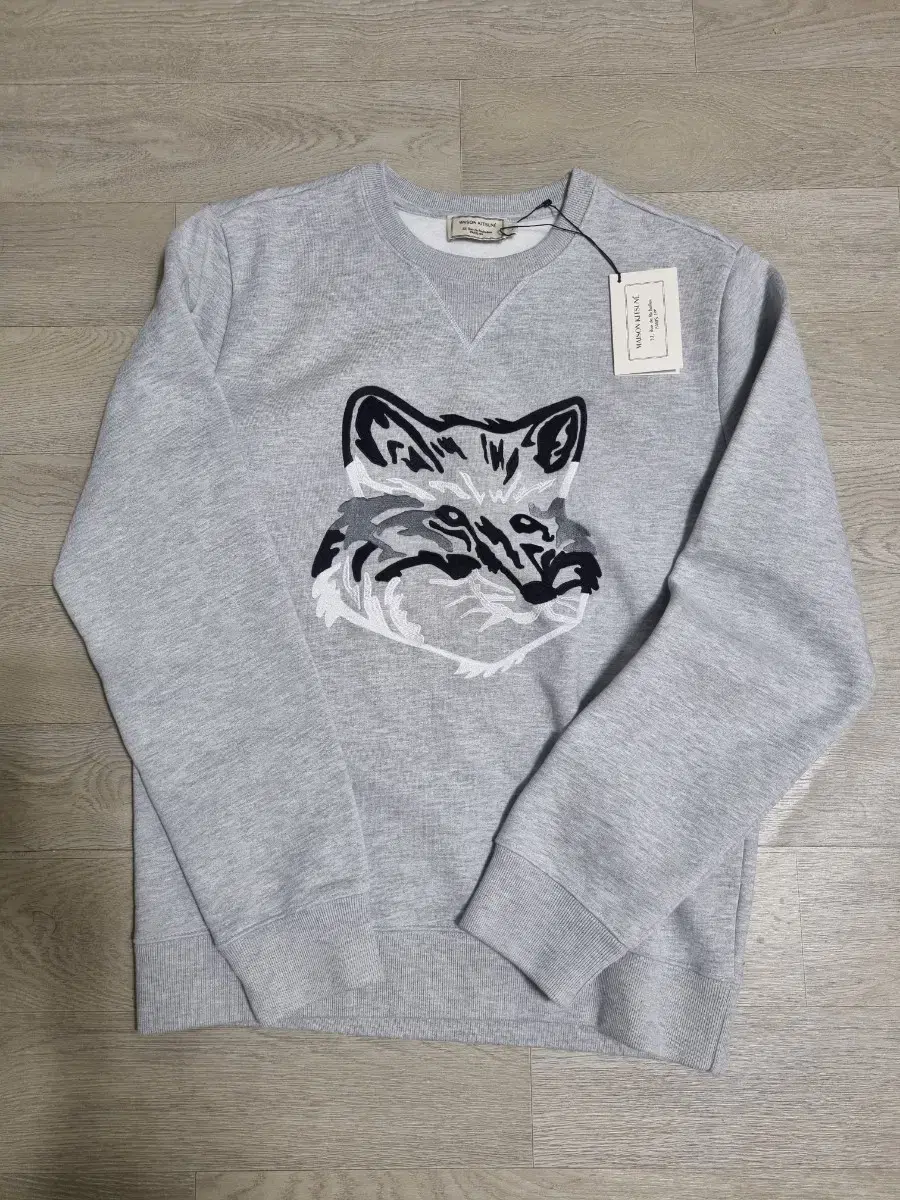 Maison Kitsune Man to Man Big Head Embroidery New Arrivals L