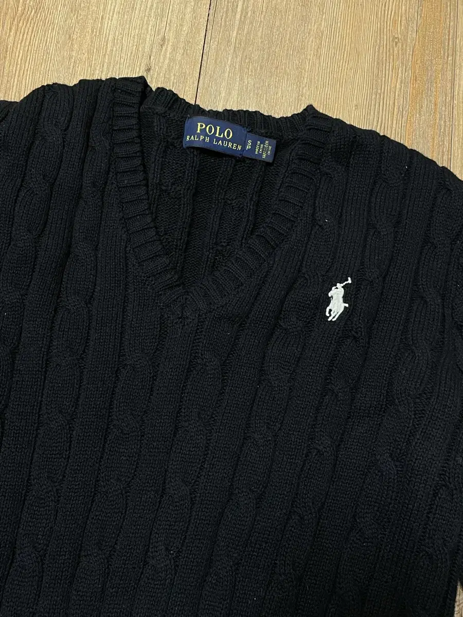 Polo Ralph Lauren Women's V-neck knit size Small