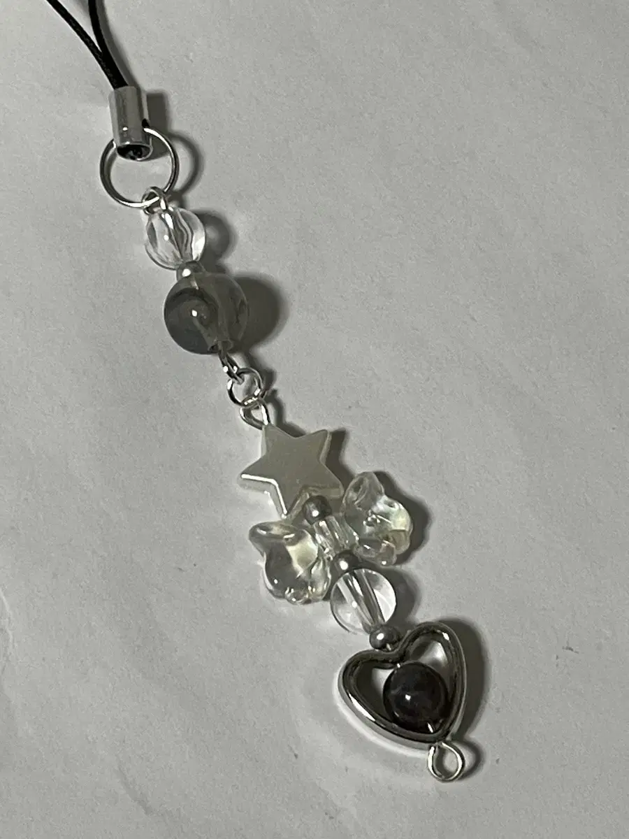 [Initials can be added] Silver Heart Beaded Keyring