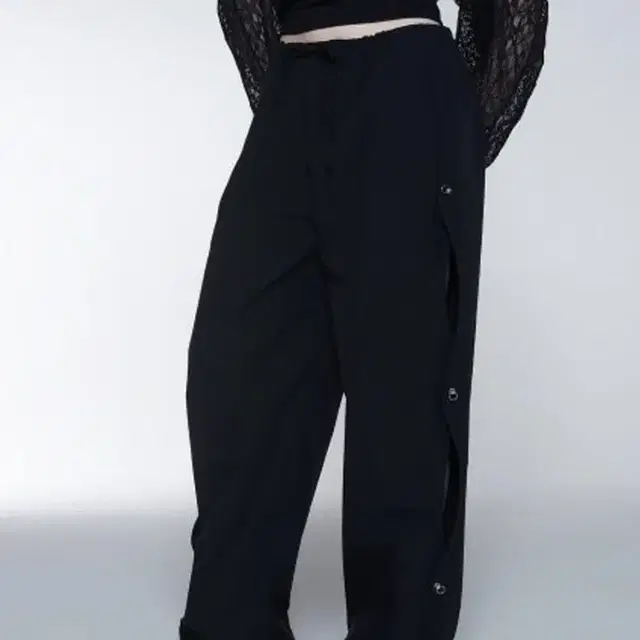 셋업이엑스이 (o-ring rivet pants _ black)