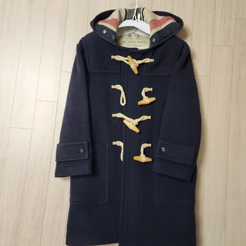 BURBERRY 버버리 Burberry Greenwich Tteokbokki Coat on Bunjang