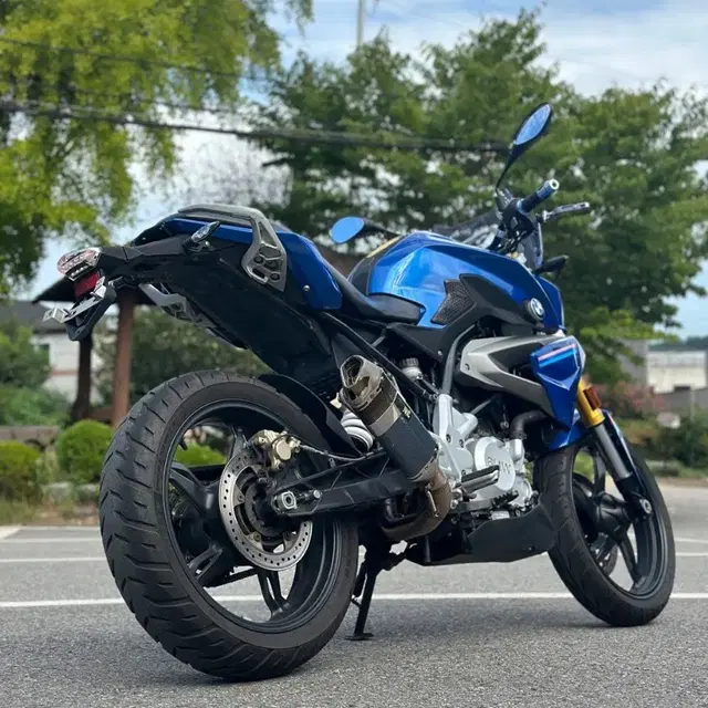 bmw g310r 18년식 2만km 아크라구변완 컨디션 최상 판매합니다.