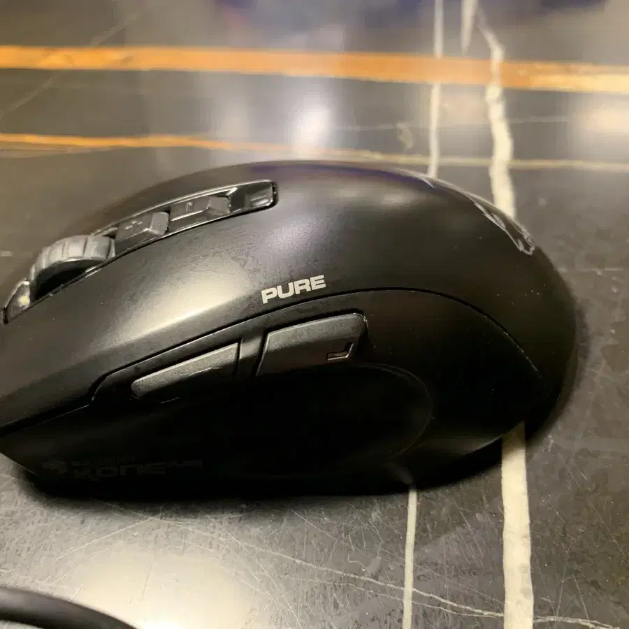 roccat kone pure 마우스