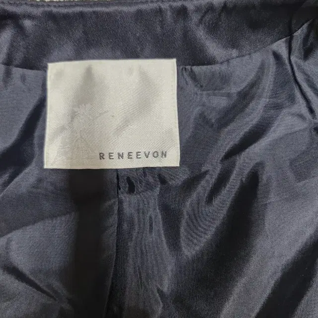 레니본 RENEEVON 프릴밑단 트위드 자켓