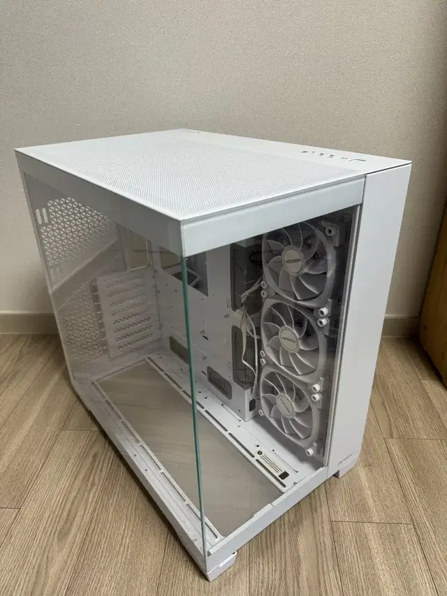 데스크탑 케이스 Antec C8 Mesh (White) 판매