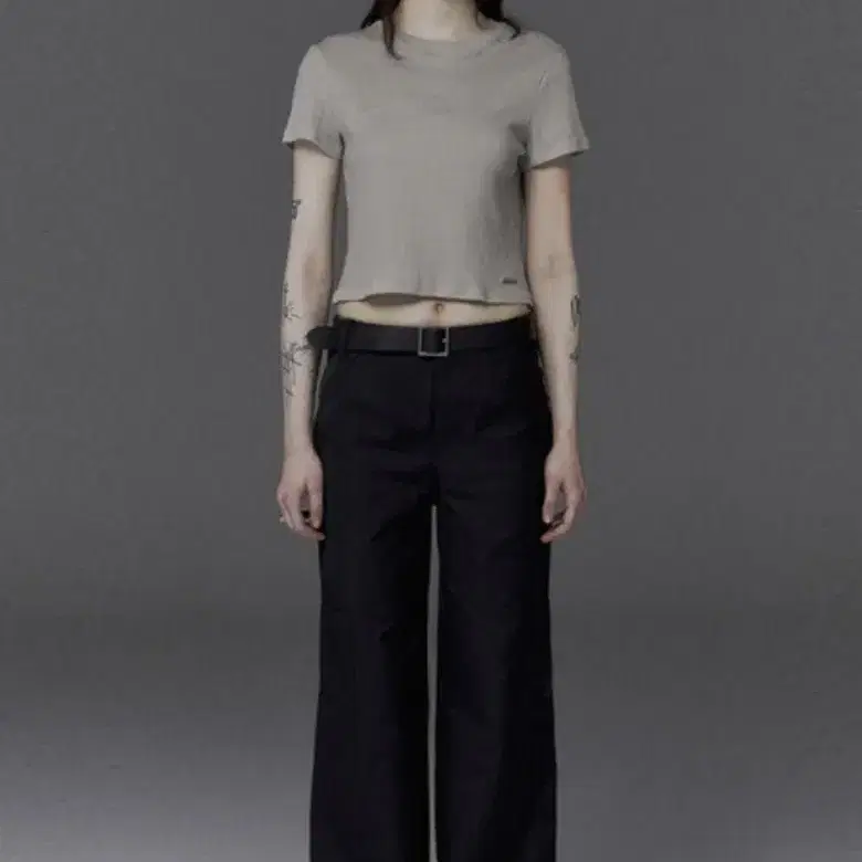 스튜디오테이블 over stitch pants