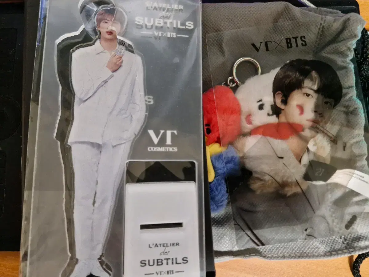 Bangtan VT jin acrylic Stand+Limited Edition Transparent photocard Jin/Bu