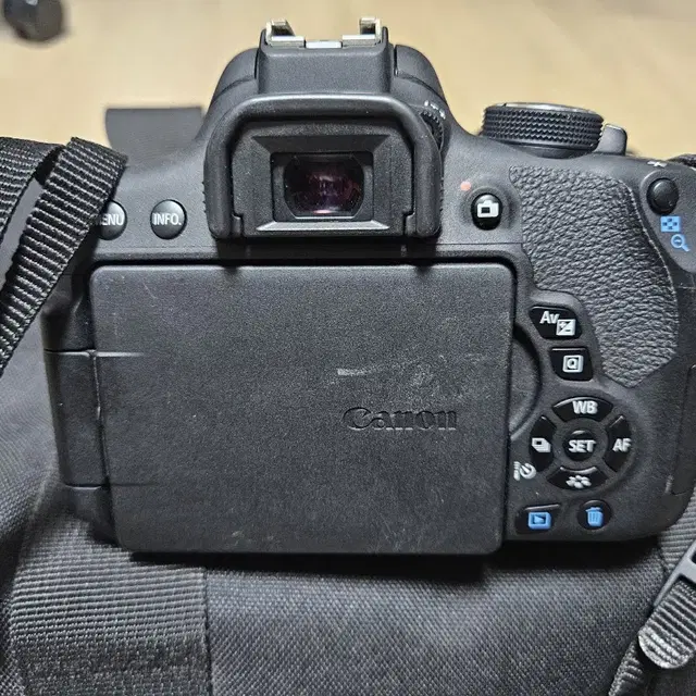 캐논 750D