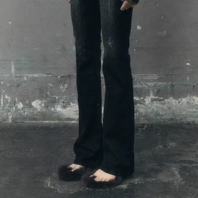 보헤미안서울 DARKNESS BOOTCUT JEANS 새상품