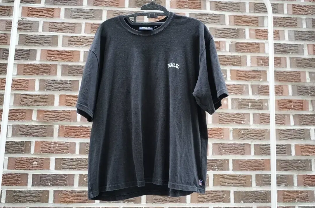 Yale Logo Short Sleeve L