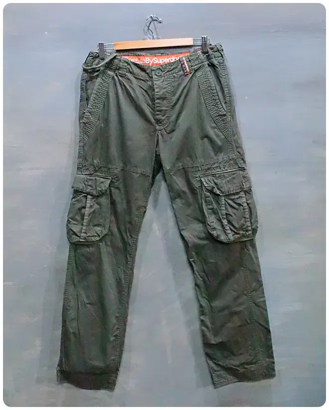 [M] Superdry Core Light Cargo Pants