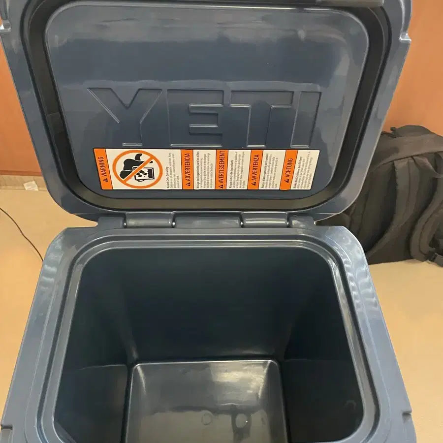 예티 로디 24 쿨러 아이스박스 YETI Roadie Cooler