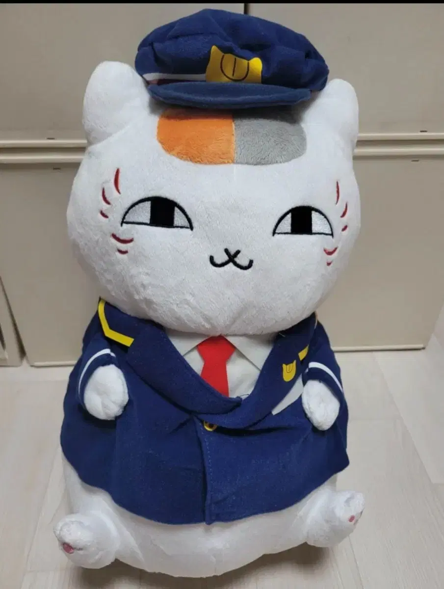 Ichibankuji Last One-san - Stationmaster Nankosensei