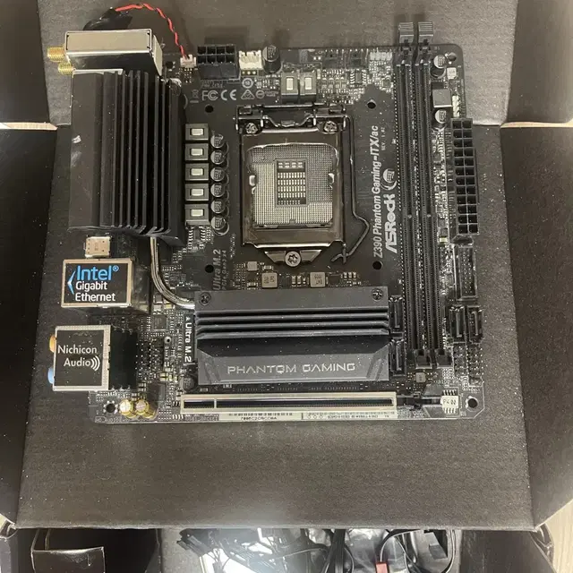 애즈락 Z390 PHANTOM 팬텀 ITX 메인보드