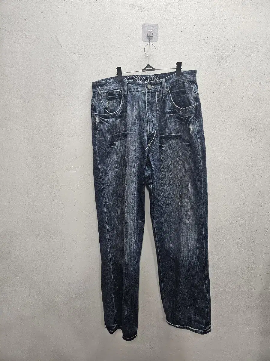 36-inch ENyce ininch jeans