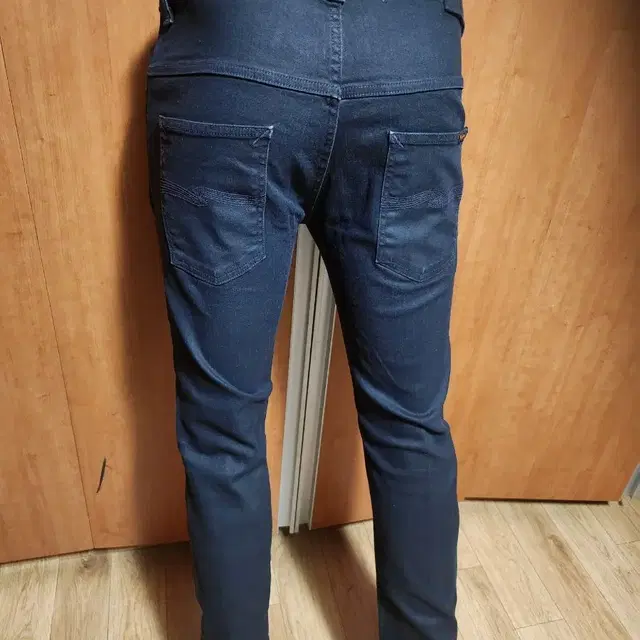 NUDIEJEANS누디진스판바지33입니다