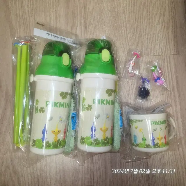 닌텐도 피크민 pikmin 텀블러 물통 컵 볼펜 젤리 키링