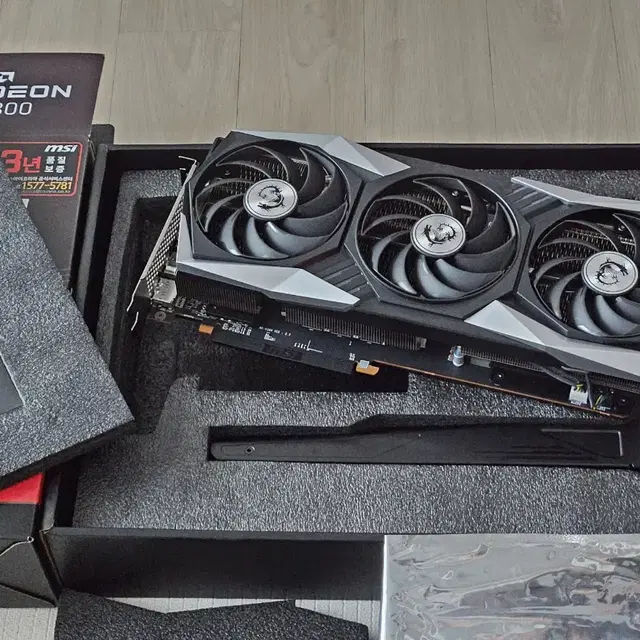 msi rx6800 trio 그래픽카드 판매합니다.