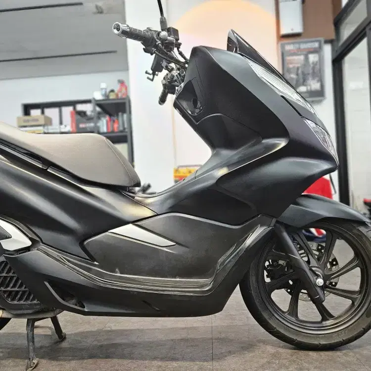 20년 혼다 pcx 125 검정 / 부산 울산 양산 창원 마산 대구 경주