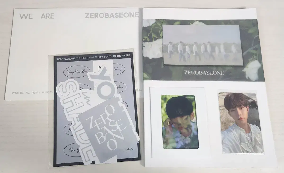 Zerobaseone L Beom sells (lots of photos) Bomdum photocard