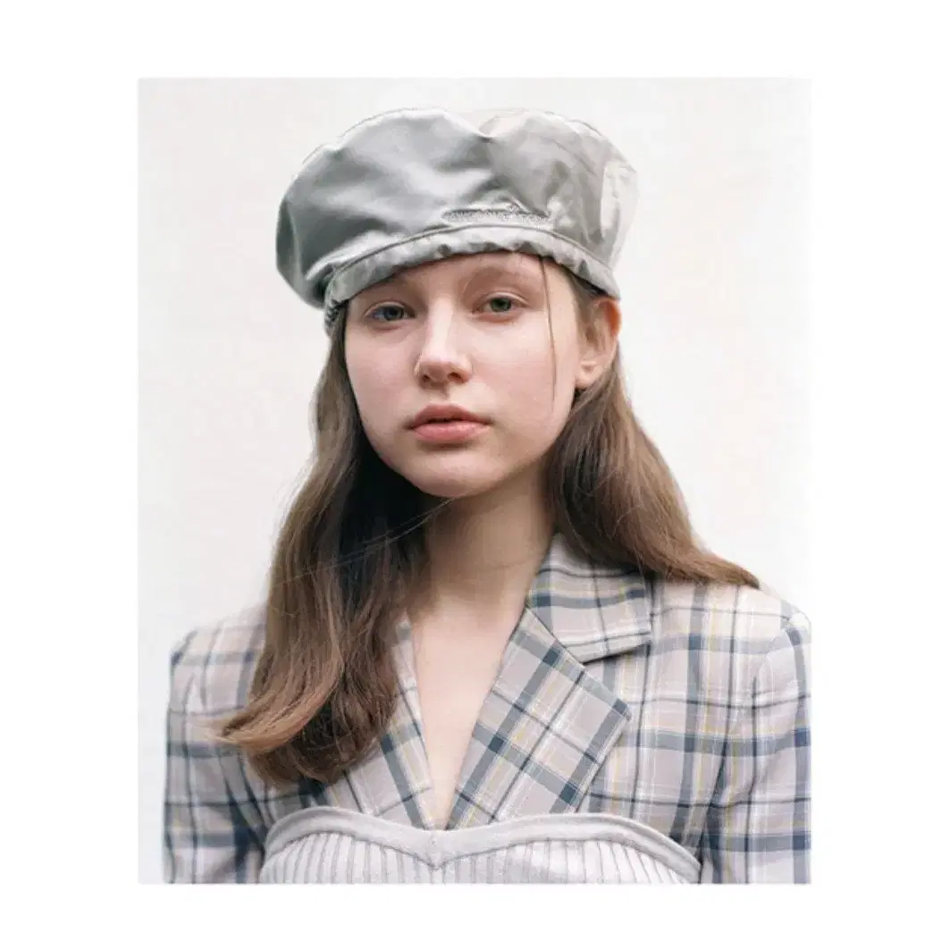 awesome needs) bowl beret_greige