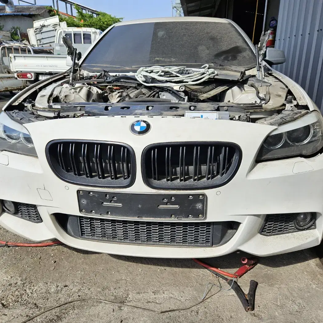 bmw f10 520d 차량부품판매합니다!