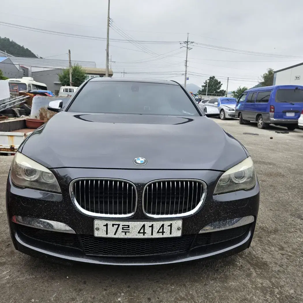 bmw f01 740i 12년식 차량부품판매합니다